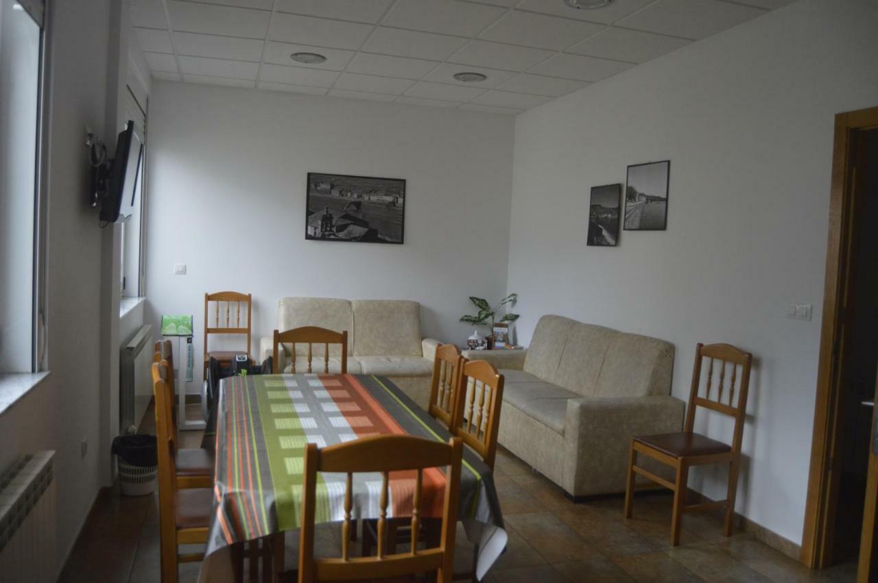 Ultreia Hotell Portomarin Eksteriør bilde